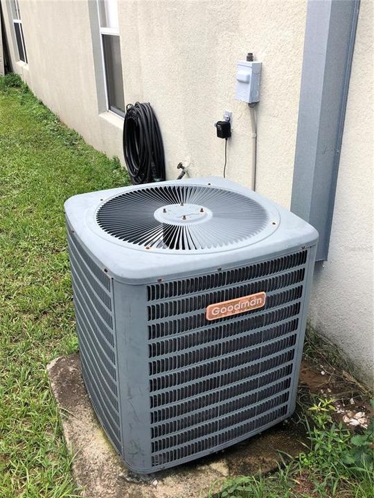 For Sale: $348,900 (4 beds, 2 baths, 1855 Square Feet)