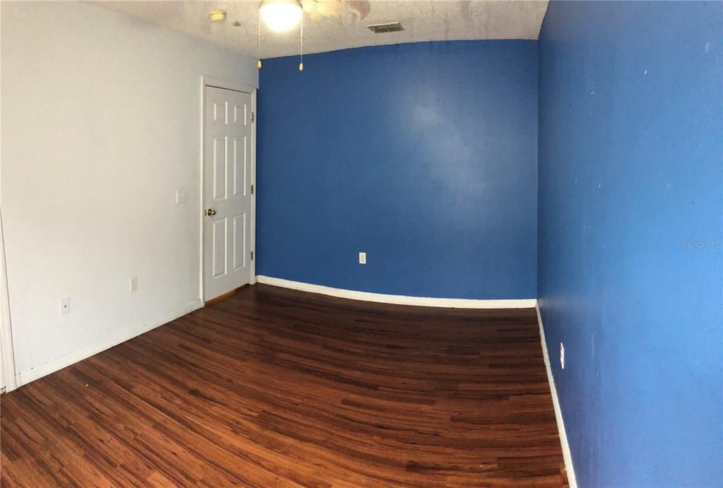 For Sale: $348,900 (4 beds, 2 baths, 1855 Square Feet)