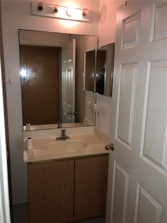 For Sale: $348,900 (4 beds, 2 baths, 1855 Square Feet)