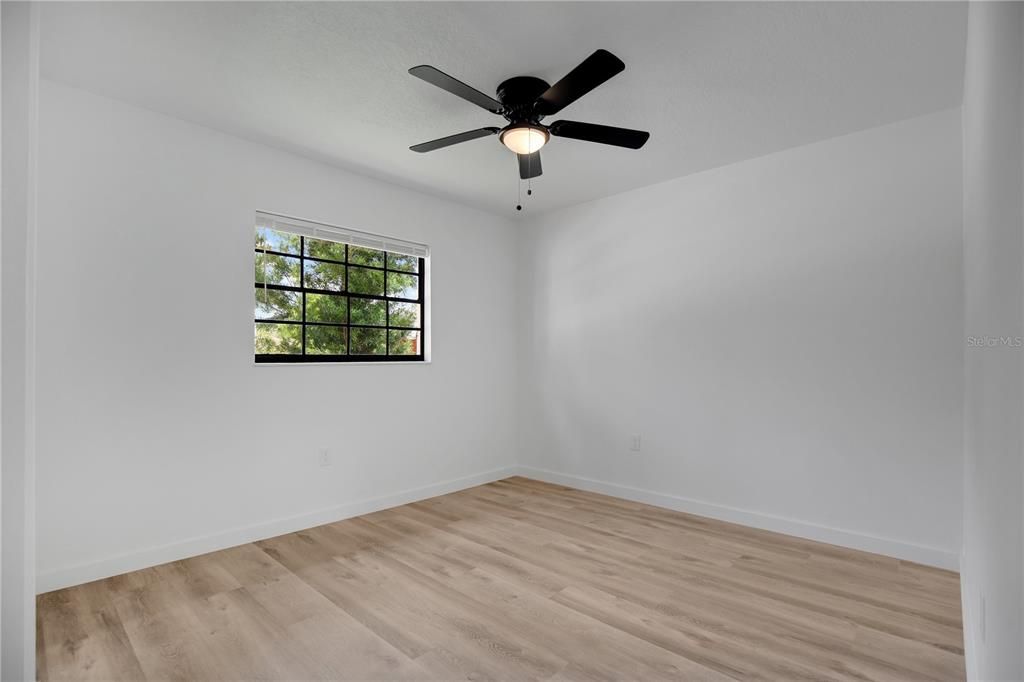 For Rent: $3,000 (5 beds, 3 baths, 1442 Square Feet)