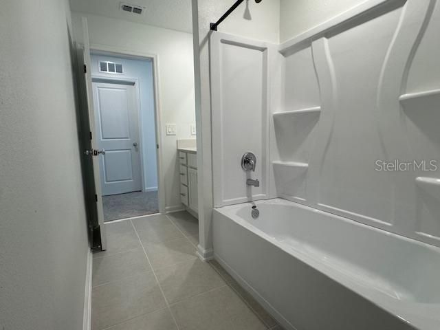 出租: $2,900 (5 贝兹, 2 浴室, 2326 平方英尺)