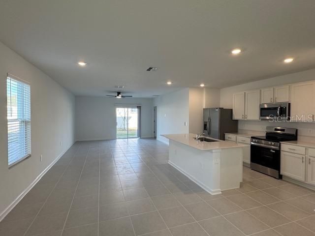 出租: $2,900 (5 贝兹, 2 浴室, 2326 平方英尺)