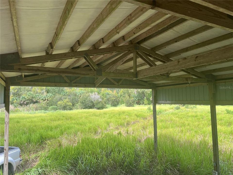 На продажу: $315,000 (14.25 acres)