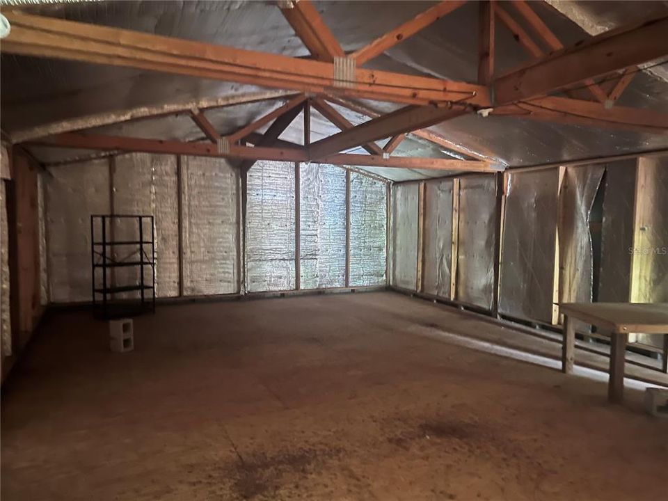 На продажу: $315,000 (14.25 acres)