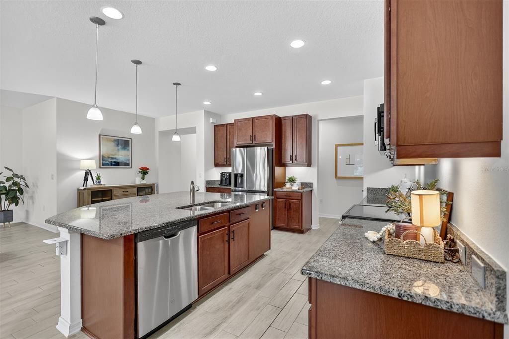 For Sale: $650,000 (3 beds, 2 baths, 2169 Square Feet)