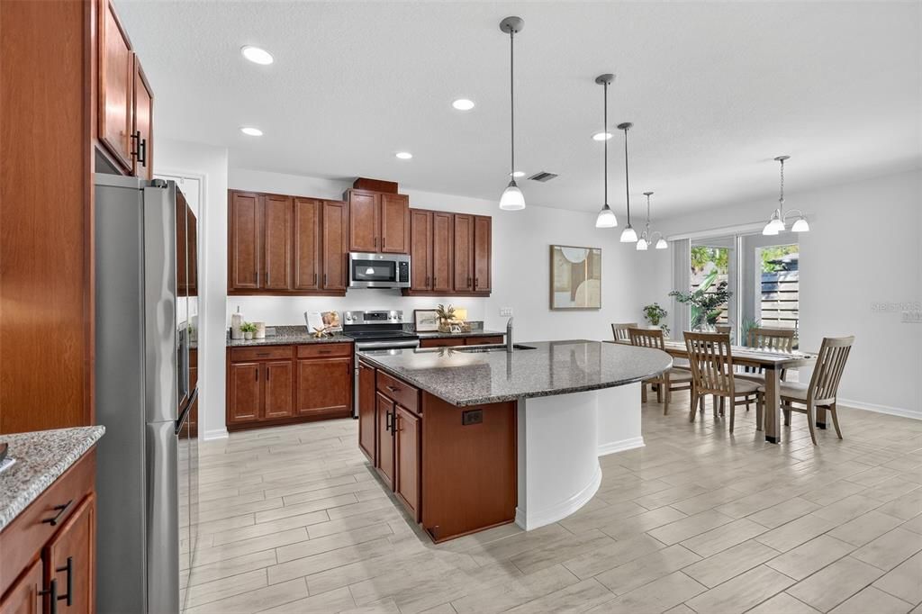 For Sale: $650,000 (3 beds, 2 baths, 2169 Square Feet)