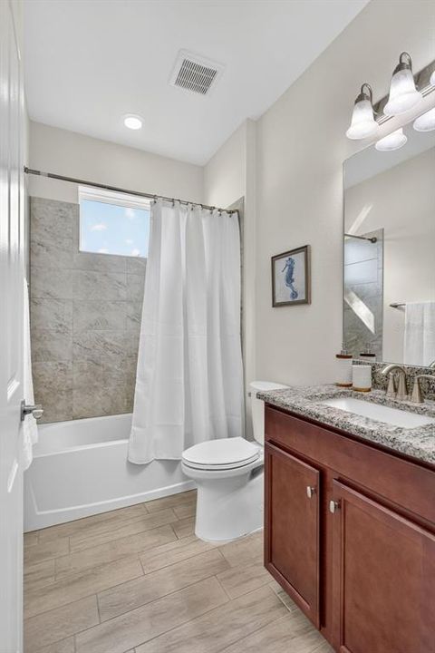 For Sale: $650,000 (3 beds, 2 baths, 2169 Square Feet)