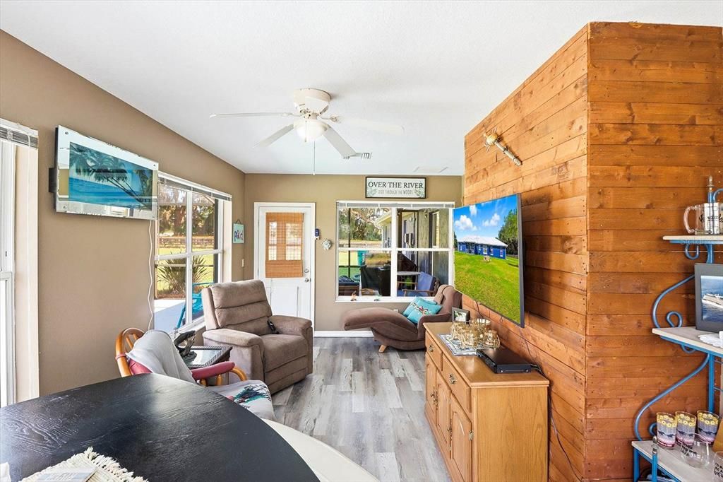 Active With Contract: $589,000 (3 beds, 2 baths, 1792 Square Feet)