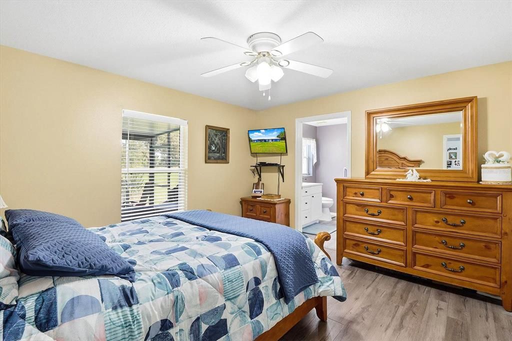 Active With Contract: $589,000 (3 beds, 2 baths, 1792 Square Feet)