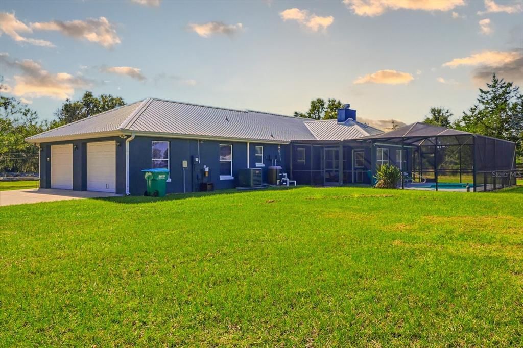 Active With Contract: $589,000 (3 beds, 2 baths, 1792 Square Feet)