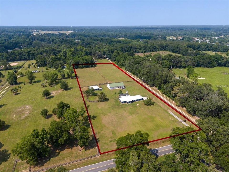 Active With Contract: $589,000 (3 beds, 2 baths, 1792 Square Feet)