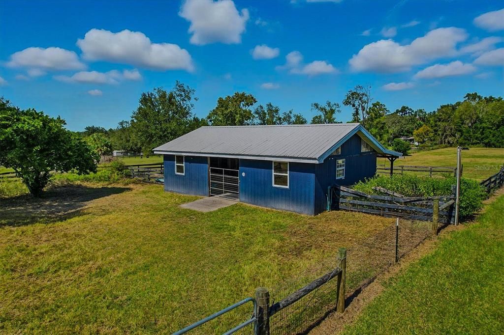 Active With Contract: $589,000 (3 beds, 2 baths, 1792 Square Feet)