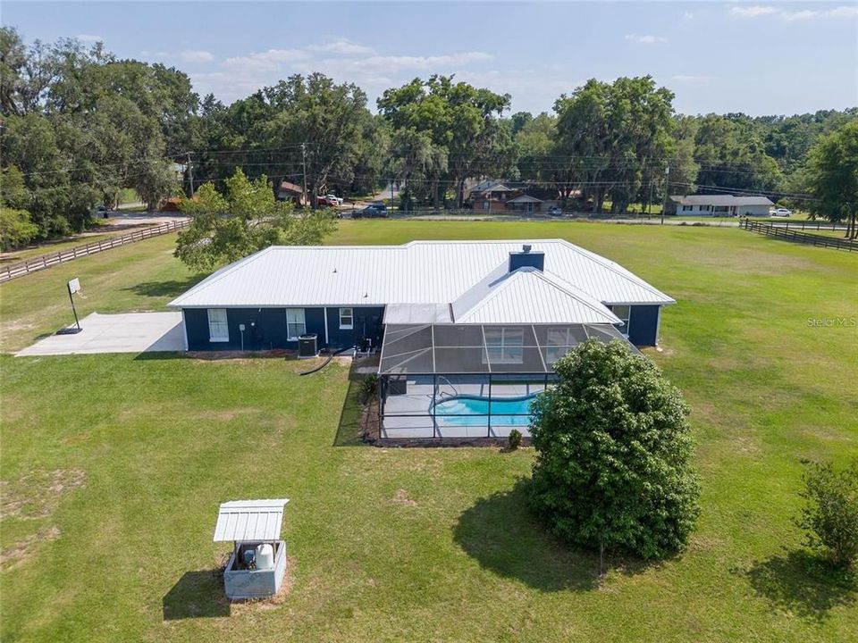 Active With Contract: $589,000 (3 beds, 2 baths, 1792 Square Feet)