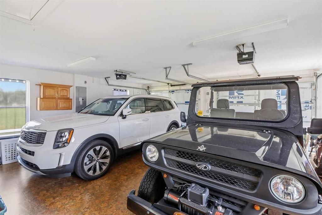 Active With Contract: $589,000 (3 beds, 2 baths, 1792 Square Feet)