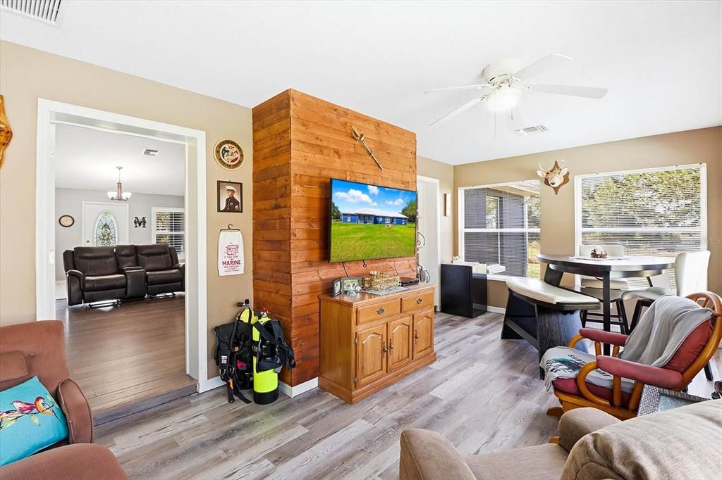 Active With Contract: $589,000 (3 beds, 2 baths, 1792 Square Feet)