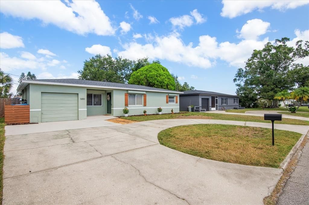 En Venta: $324,900 (2 camas, 1 baños, 920 Pies cuadrados)