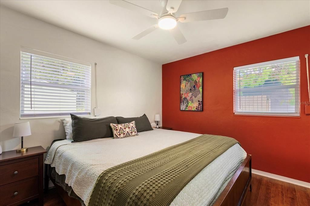 En Venta: $324,900 (2 camas, 1 baños, 920 Pies cuadrados)