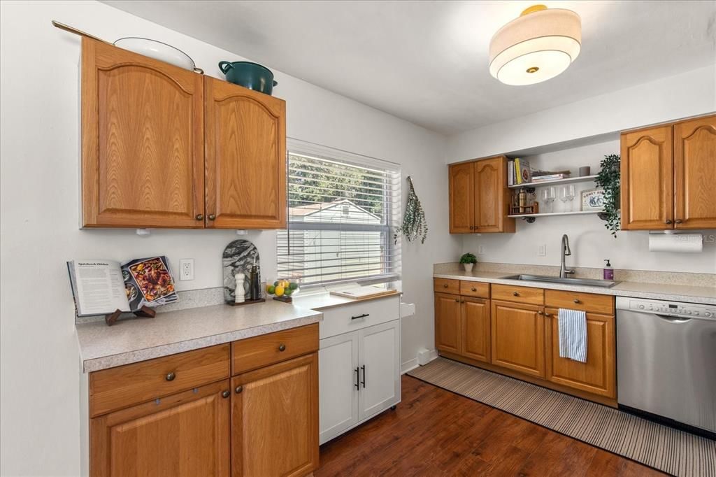 En Venta: $324,900 (2 camas, 1 baños, 920 Pies cuadrados)