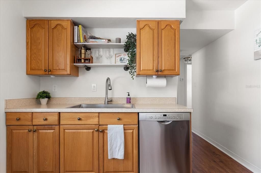 En Venta: $324,900 (2 camas, 1 baños, 920 Pies cuadrados)