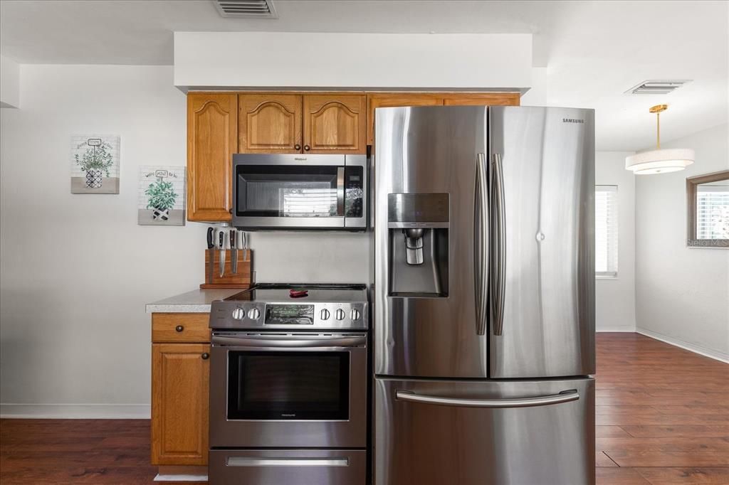 En Venta: $324,900 (2 camas, 1 baños, 920 Pies cuadrados)