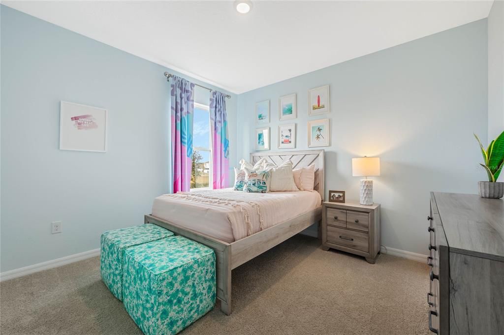 Active With Contract: $536,485 (5 beds, 3 baths, 2601 Square Feet)