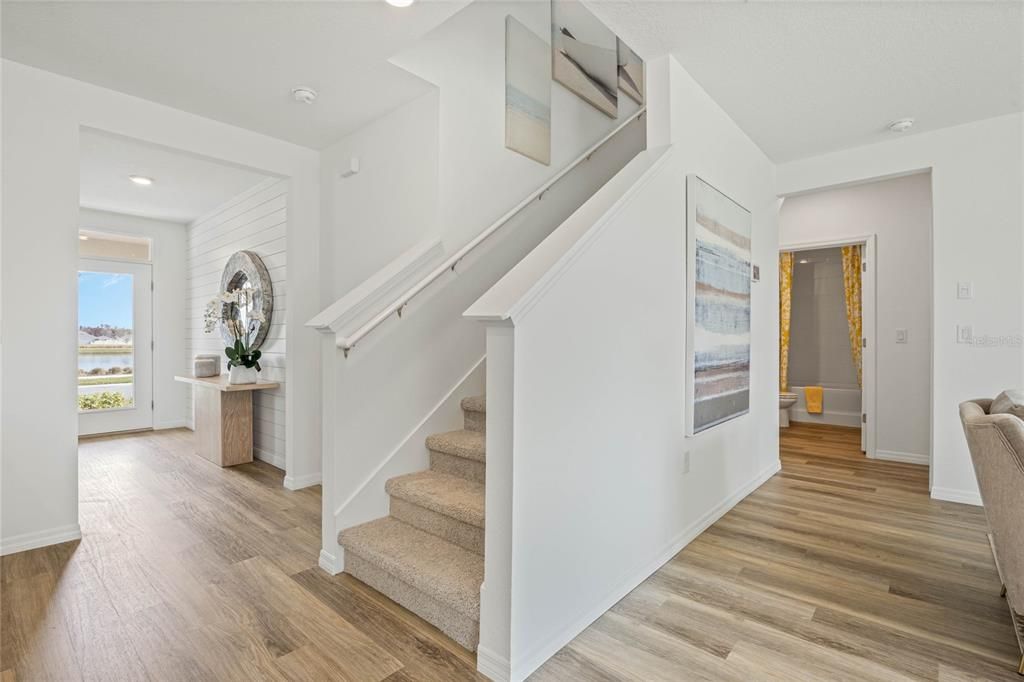 Active With Contract: $536,485 (5 beds, 3 baths, 2601 Square Feet)