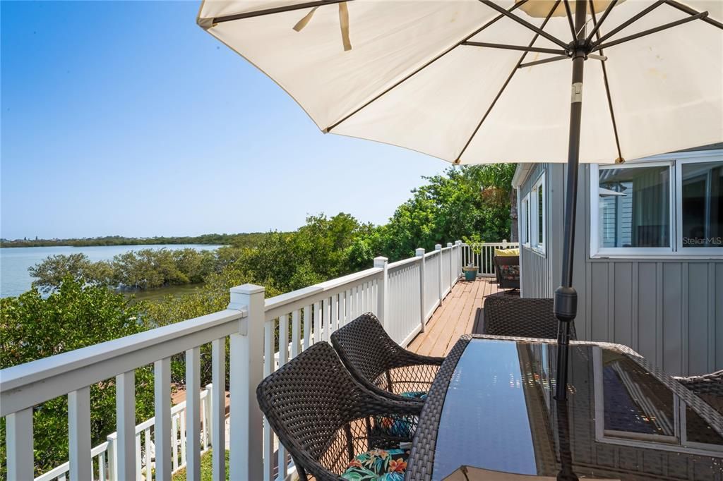 For Sale: $749,000 (4 beds, 3 baths, 1776 Square Feet)