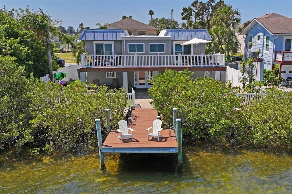 For Sale: $749,000 (4 beds, 3 baths, 1776 Square Feet)