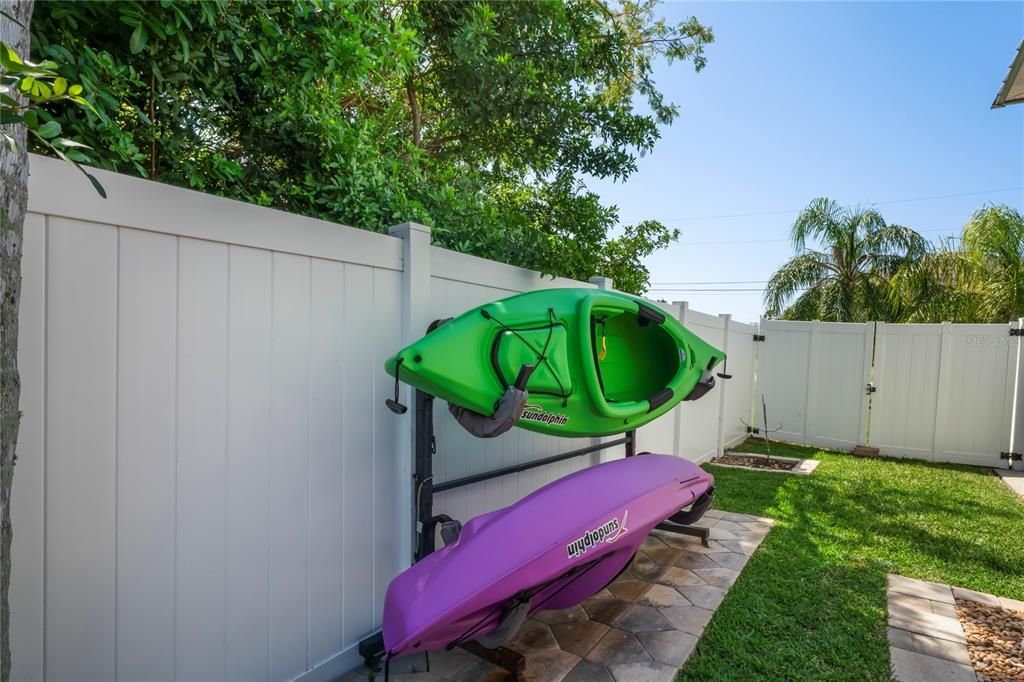 For Sale: $749,000 (4 beds, 3 baths, 1776 Square Feet)