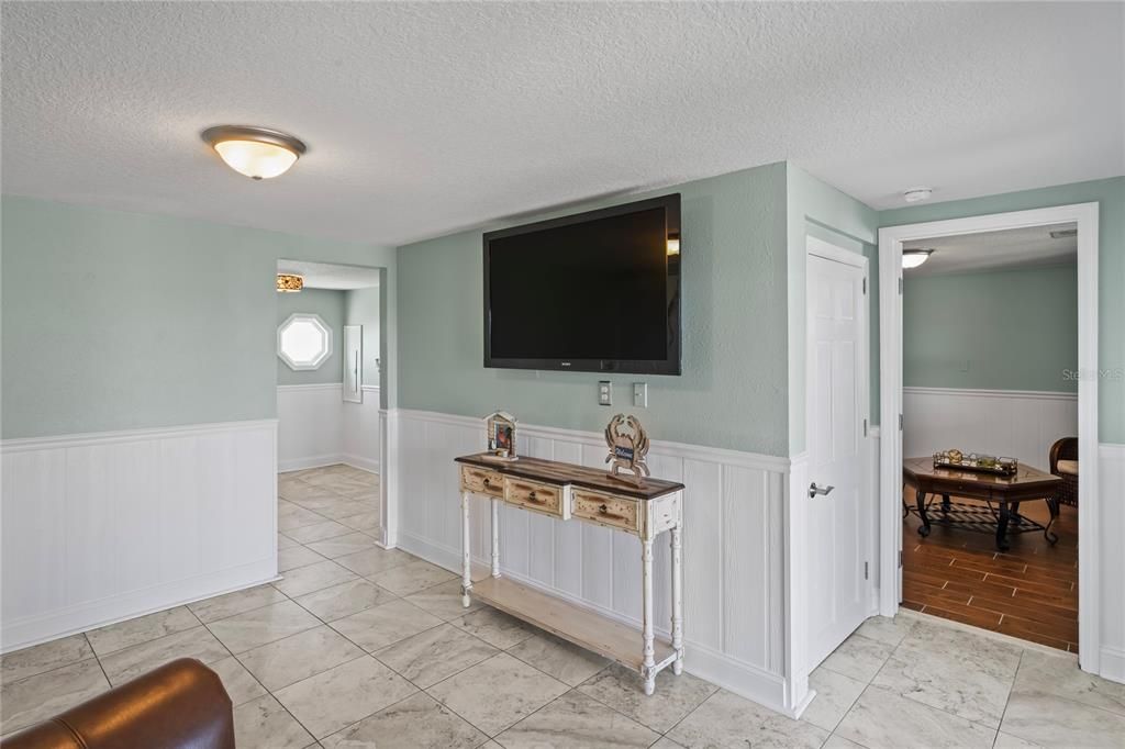 For Sale: $749,000 (4 beds, 3 baths, 1776 Square Feet)