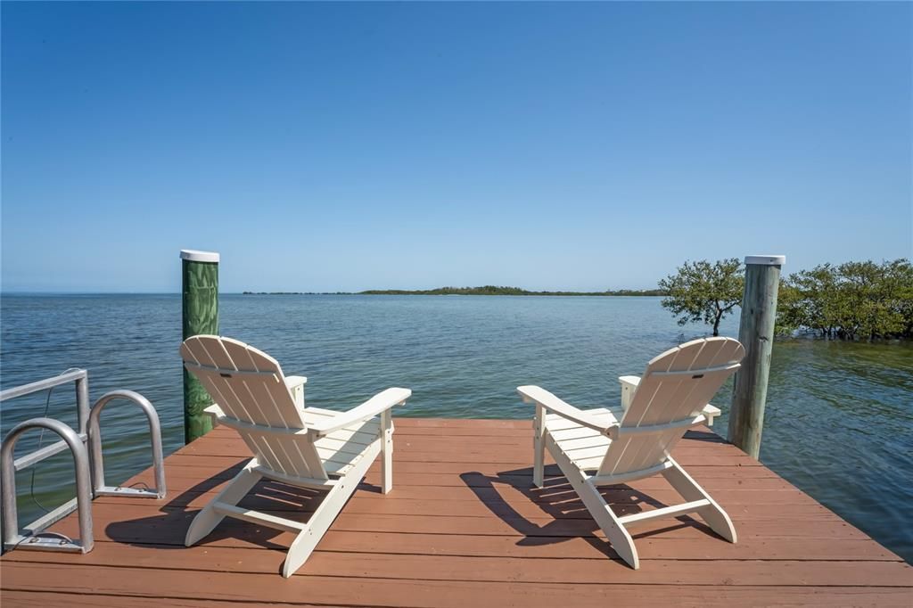 For Sale: $749,000 (4 beds, 3 baths, 1776 Square Feet)