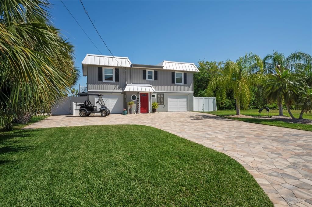 For Sale: $749,000 (4 beds, 3 baths, 1776 Square Feet)