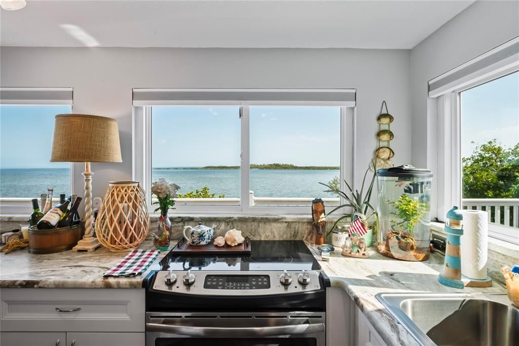 For Sale: $749,000 (4 beds, 3 baths, 1776 Square Feet)