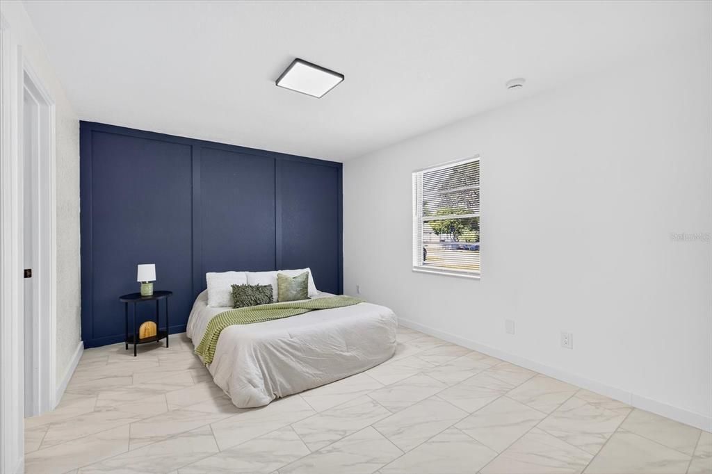 For Sale: $349,900 (3 beds, 2 baths, 1064 Square Feet)