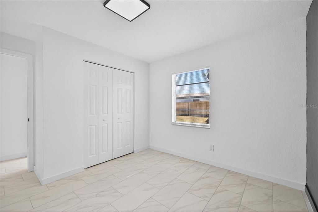 For Sale: $349,900 (3 beds, 2 baths, 1064 Square Feet)