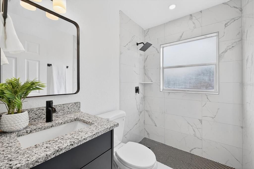 For Sale: $349,900 (3 beds, 2 baths, 1064 Square Feet)