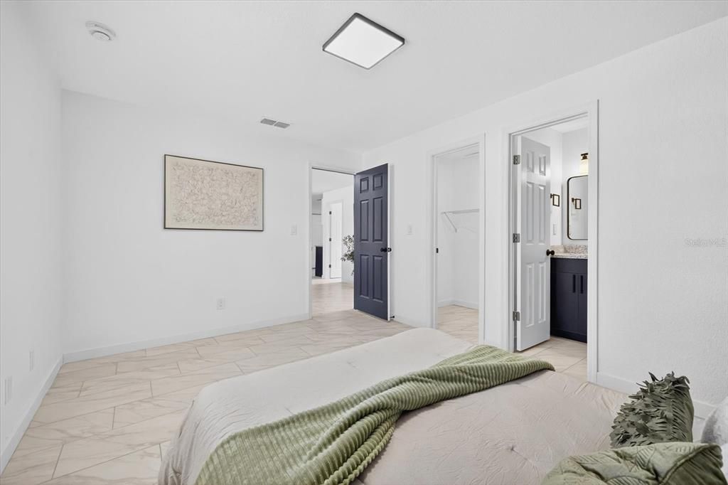 For Sale: $349,900 (3 beds, 2 baths, 1064 Square Feet)