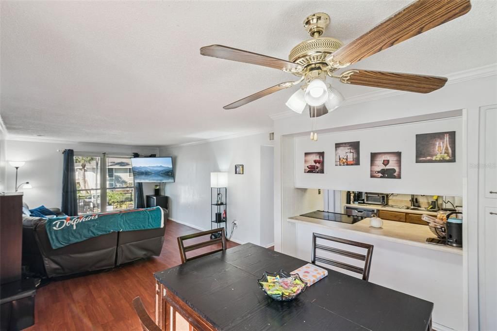 For Sale: $218,700 (3 beds, 2 baths, 1334 Square Feet)