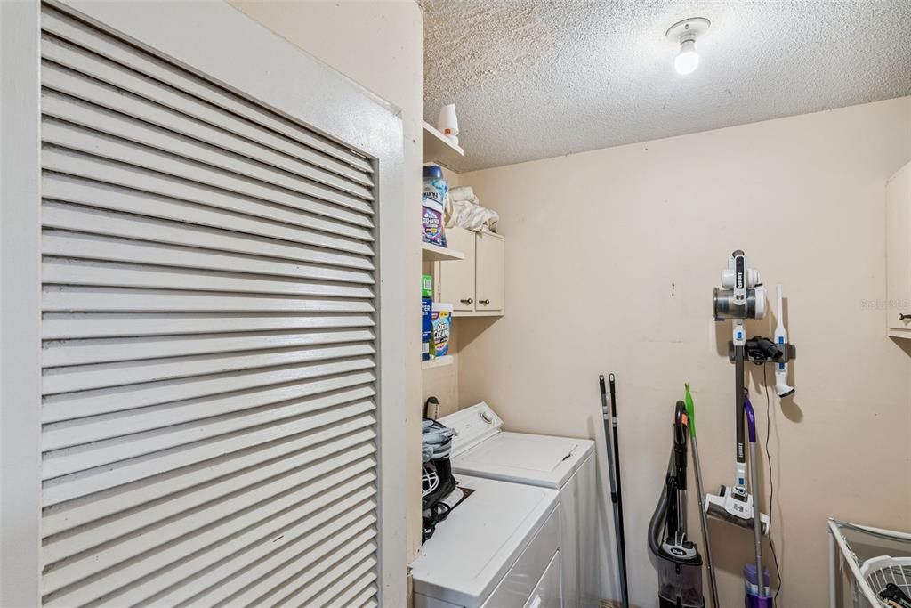 For Sale: $218,700 (3 beds, 2 baths, 1334 Square Feet)