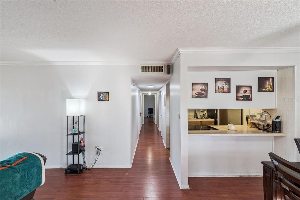 For Sale: $218,700 (3 beds, 2 baths, 1334 Square Feet)