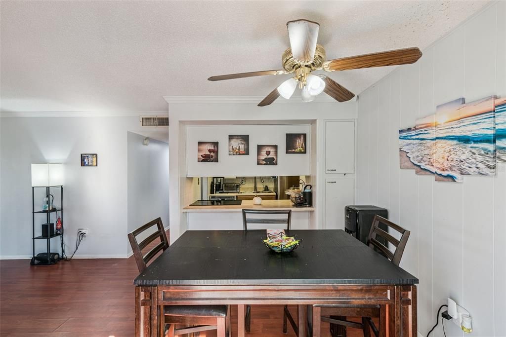 For Sale: $218,700 (3 beds, 2 baths, 1334 Square Feet)