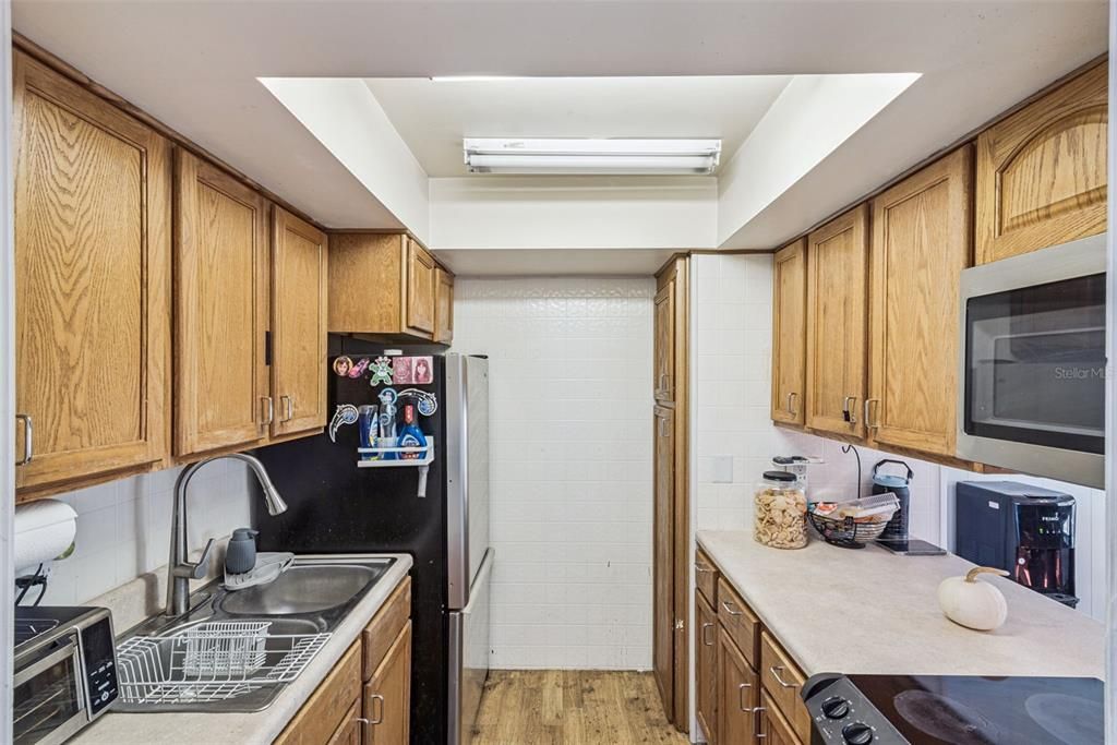 For Sale: $218,700 (3 beds, 2 baths, 1334 Square Feet)