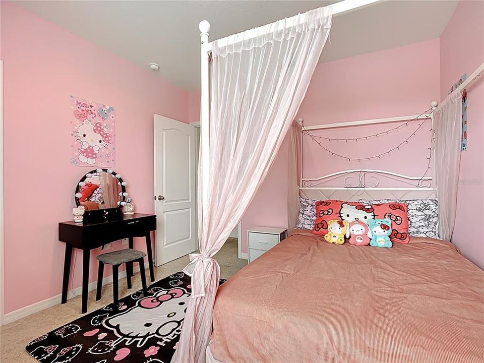 待售: $375,000 (5 贝兹, 3 浴室, 2616 平方英尺)