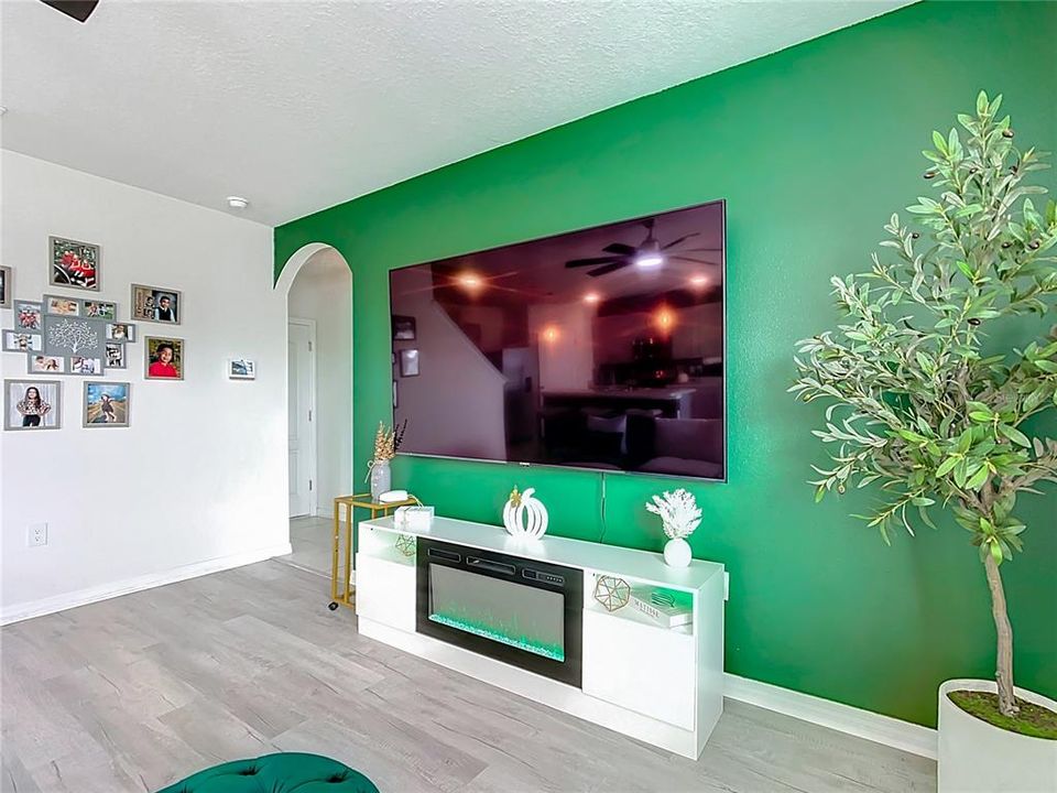 待售: $375,000 (5 贝兹, 3 浴室, 2616 平方英尺)