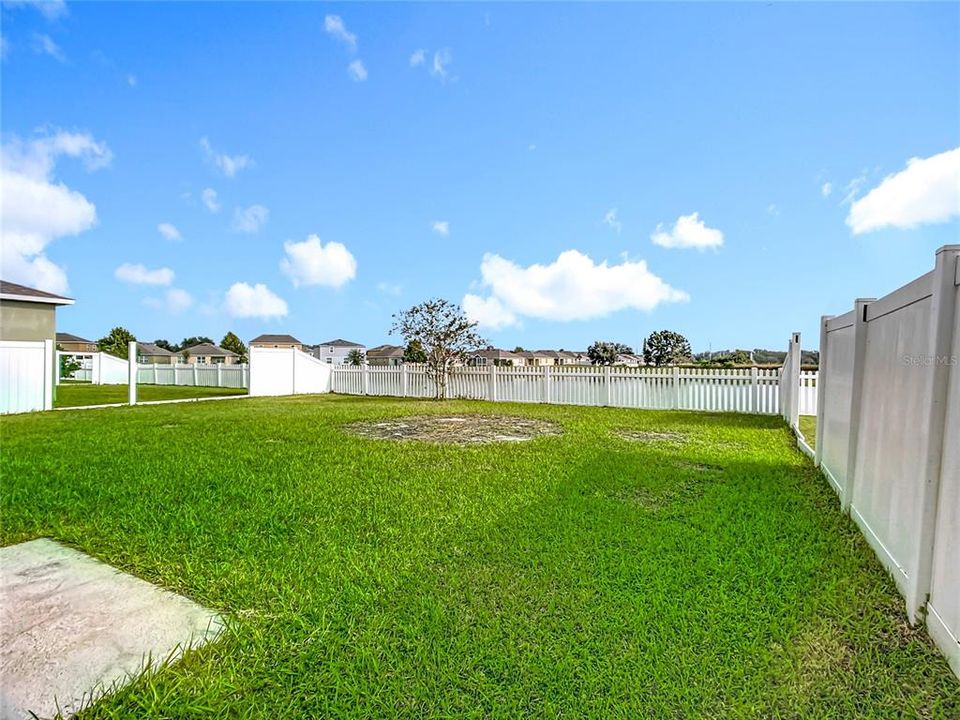 待售: $375,000 (5 贝兹, 3 浴室, 2616 平方英尺)