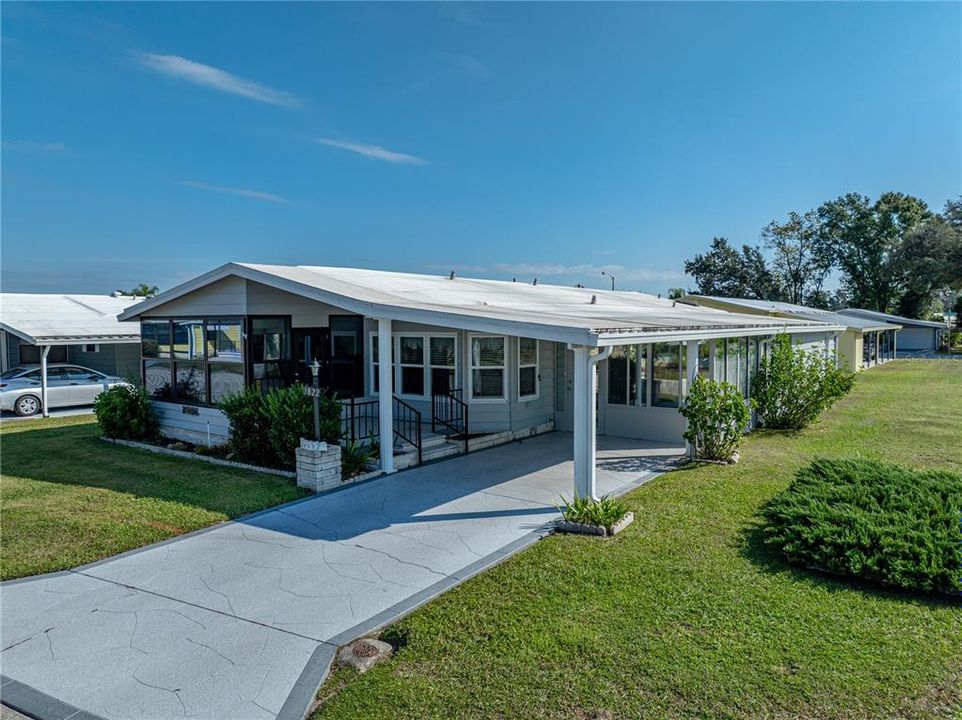 For Sale: $169,900 (2 beds, 2 baths, 1248 Square Feet)