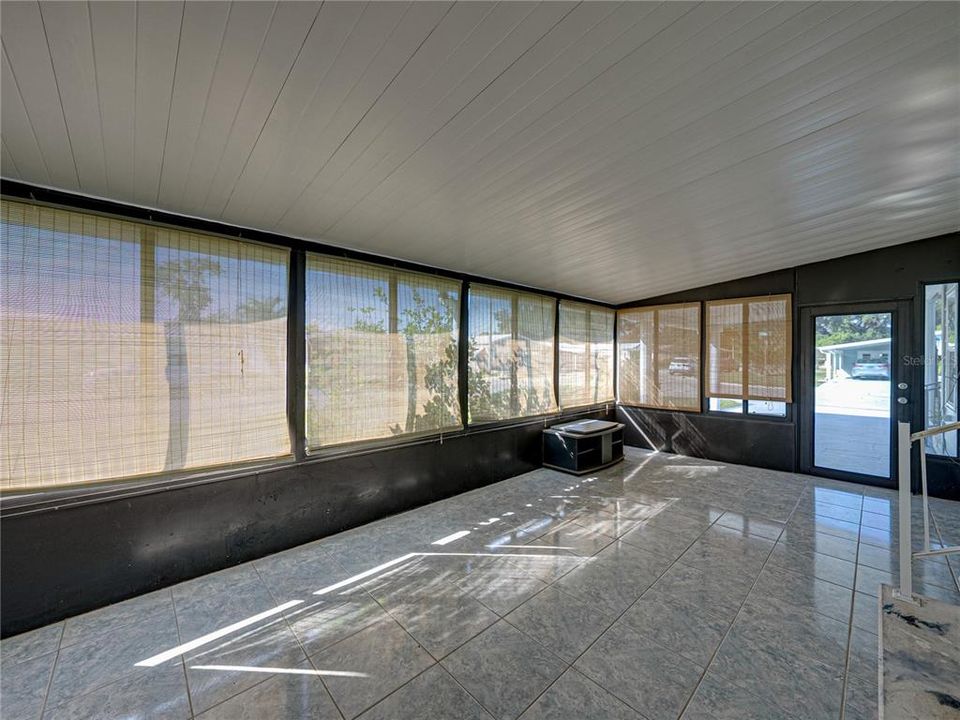 For Sale: $169,900 (2 beds, 2 baths, 1248 Square Feet)