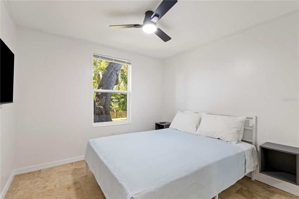 For Sale: $529,900 (4 beds, 2 baths, 1434 Square Feet)