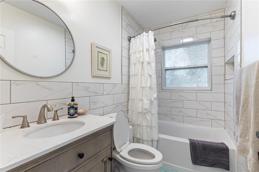 For Sale: $529,900 (4 beds, 2 baths, 1434 Square Feet)