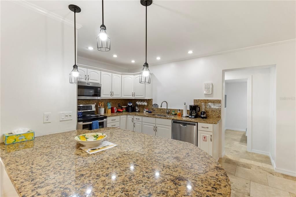 For Sale: $529,900 (4 beds, 2 baths, 1434 Square Feet)